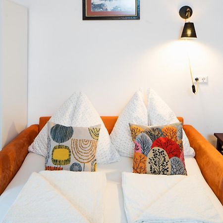 Haus Der Geschenke - Carinthia Apartman Velden am Wörthersee Kültér fotó