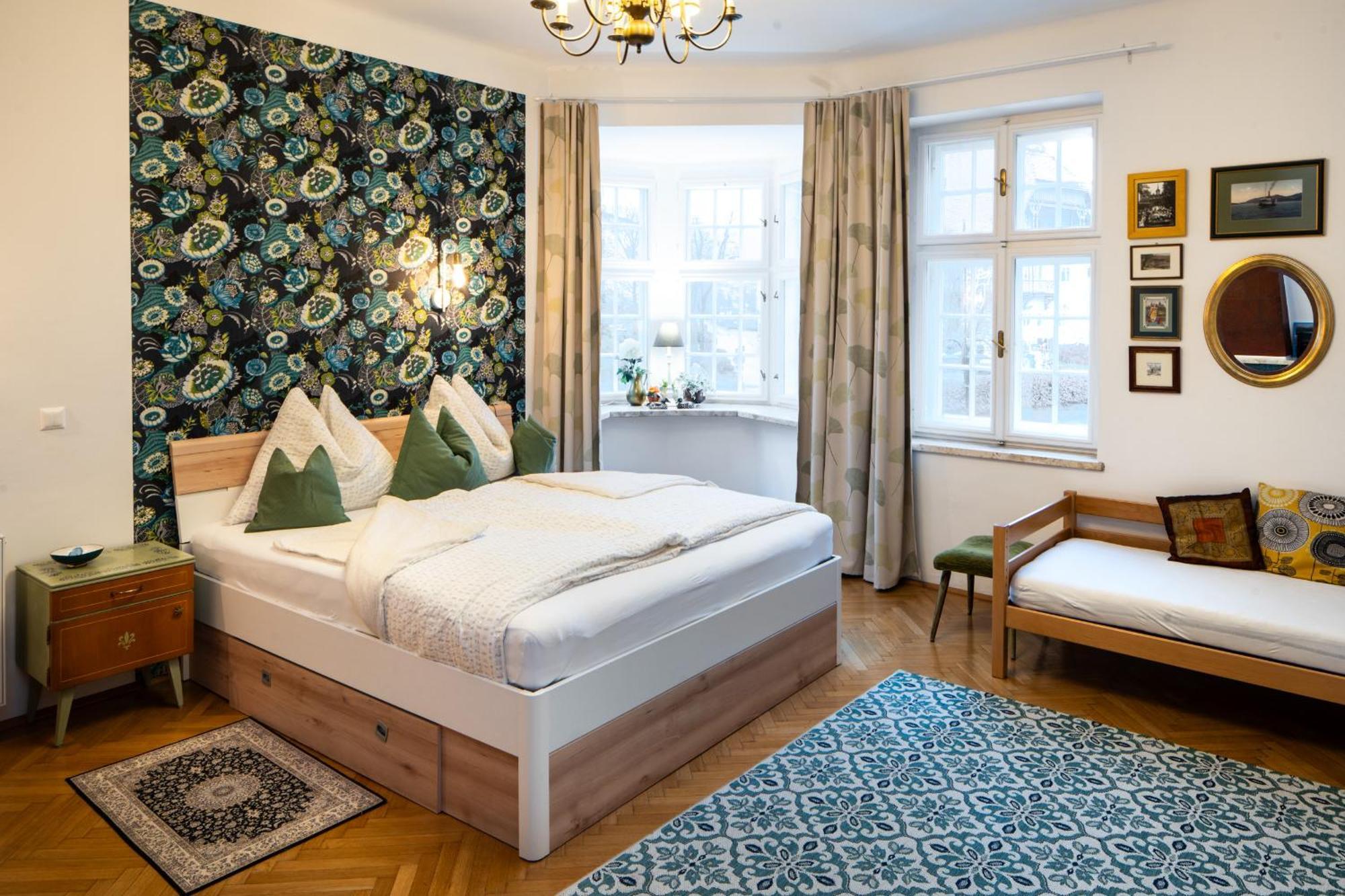 Haus Der Geschenke - Carinthia Apartman Velden am Wörthersee Kültér fotó